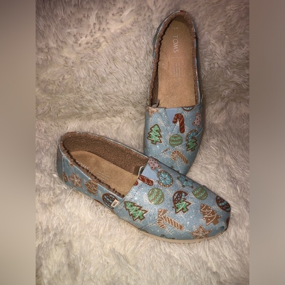 Toms Shoes - TOMS Light Blue Festive Holiday Slip-Ons size 9.5